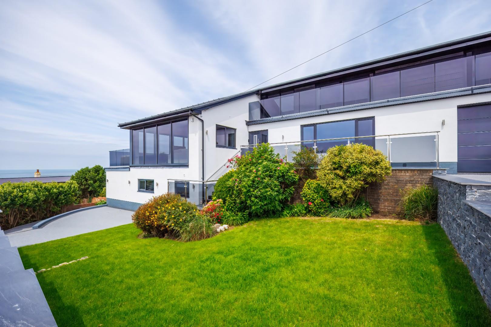 West Farm Close, Ogmore-By-Sea, Vale of Glamorgan, CF32 0PT